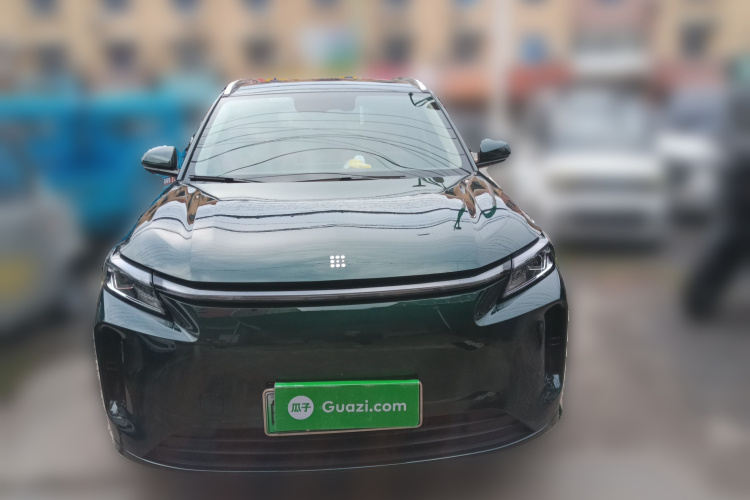 蓝电E5 PLUS 2025款 165km 长续航版PLUS 7座车身外观2