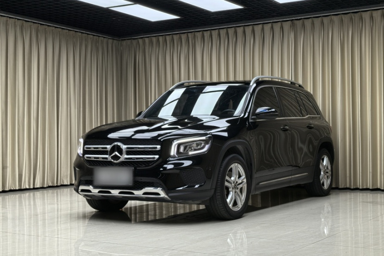 奔驰GLB 2021款 GLB 200 动感型车身外观6004