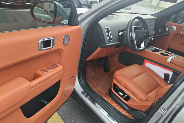 理想汽车 理想L7 2023款 Pro中控内饰7003