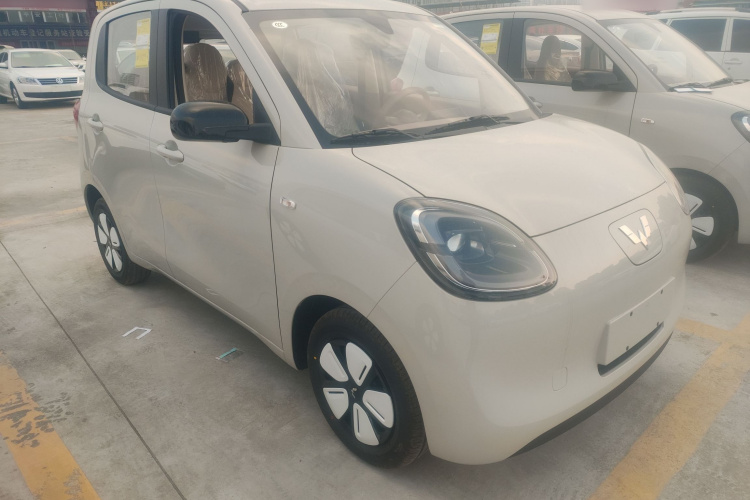 五菱汽车 宏光MINIEV 2025款 四门版 进阶款车身外观3