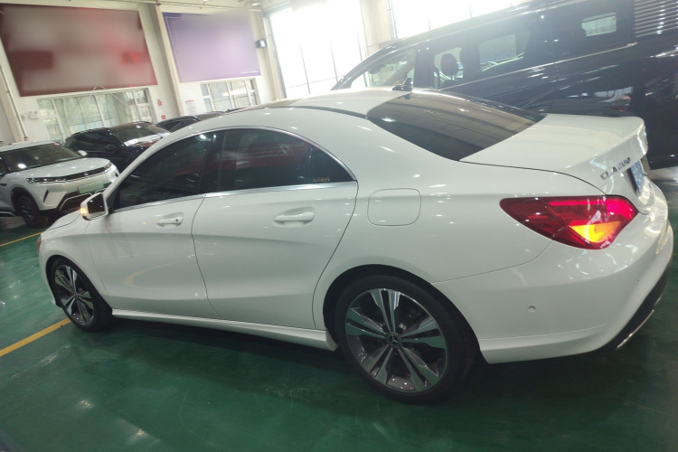 奔驰CLA 2019款 CLA 200 动感型车身外观6003
