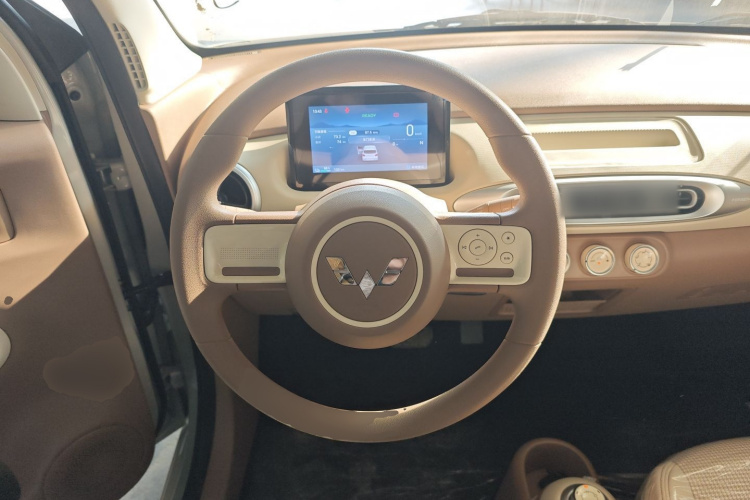 五菱汽车 宏光MINIEV 2025款 四门版 进阶款中控内饰13