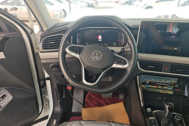 大众 探岳 2023款 330TSI 两驱豪华Plus进阶版中控内饰13