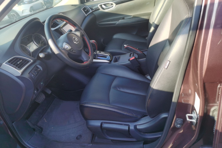 日产 轩逸 2016款 1.6XV CVT智享版中控内饰19