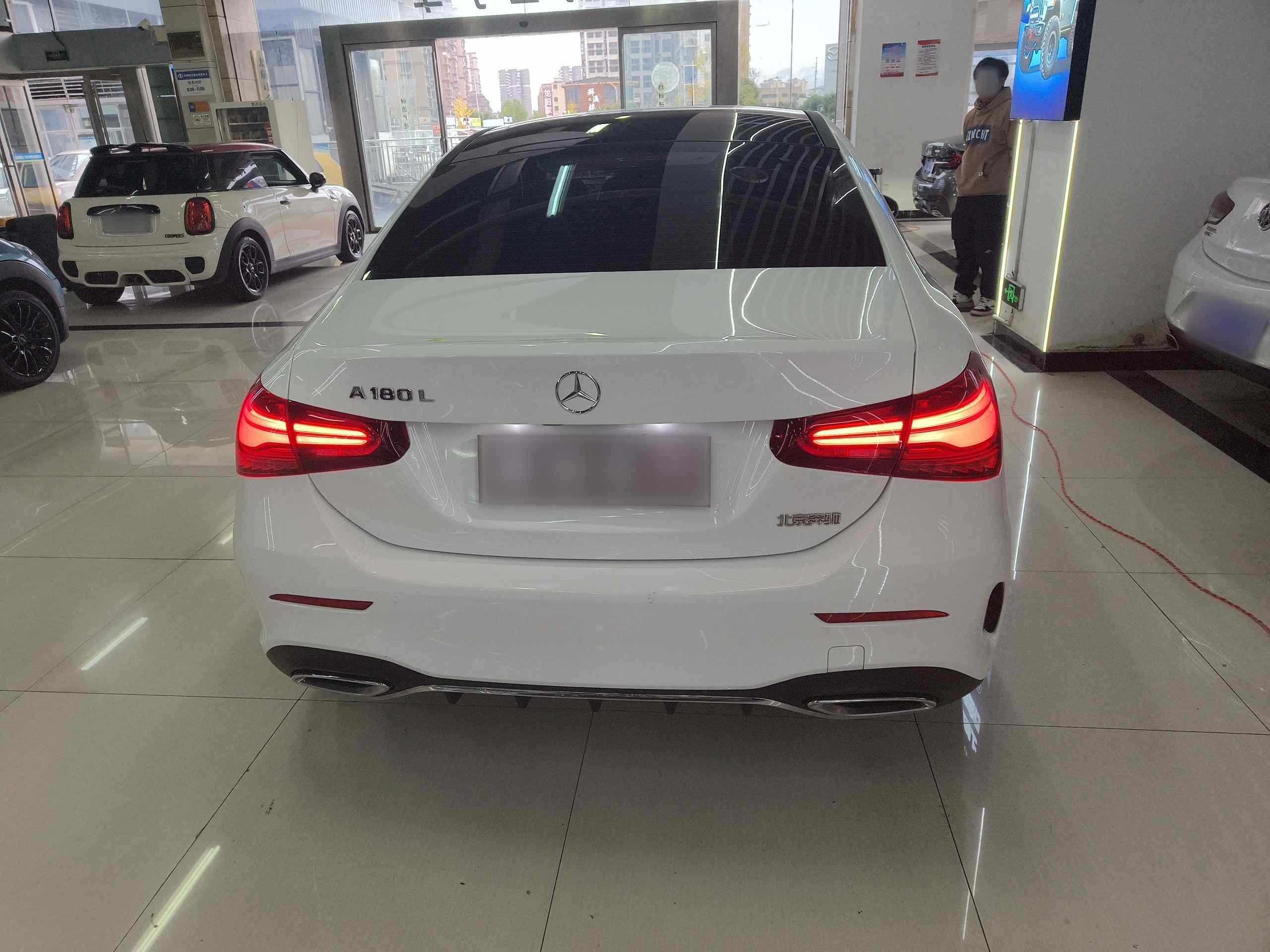 奔驰A级 2024款 改款 A 180 L(4)