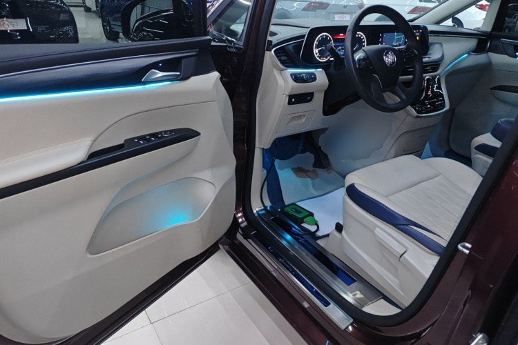 别克GL8 2023款 ES陆尊 舒适型中控内饰7003