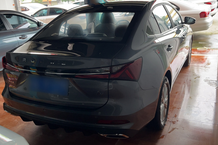 荣威i5 2023款 1.5L CVT豪华版车身外观6005