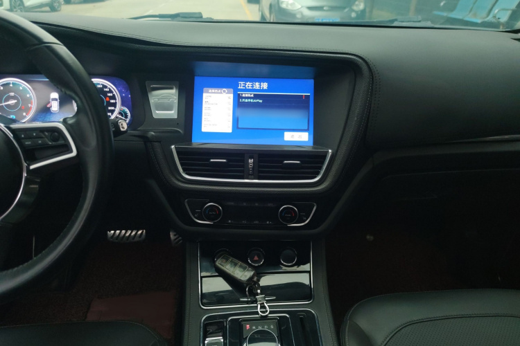 众泰T600 2016款 运动版 2.0T DCT尊贵型局部细节16