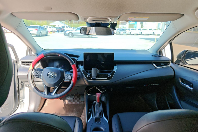 丰田 雷凌 2024款 智能电混双擎 1.8L 领先版中控内饰7003