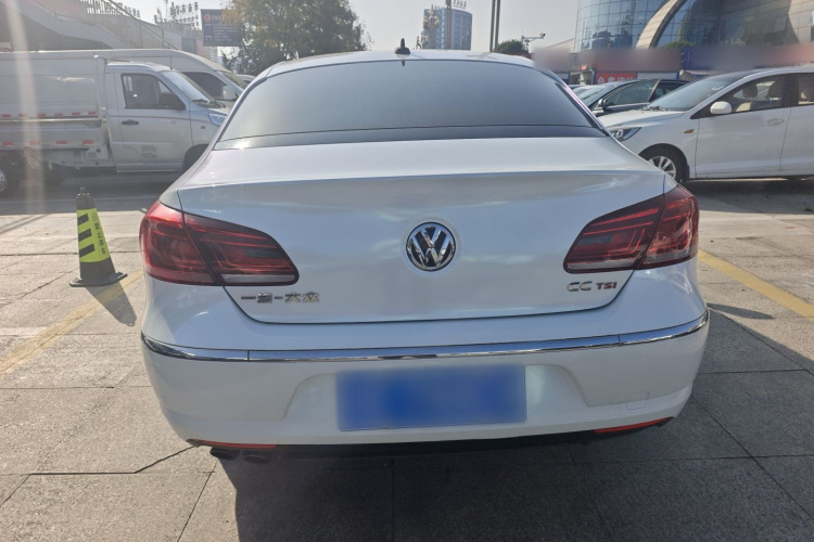 一汽-大众CC 2016款 2.0TSI 至尊型车身外观6