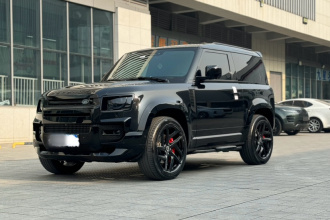 路虎卫士 2023款 90 3.0T P400 XS