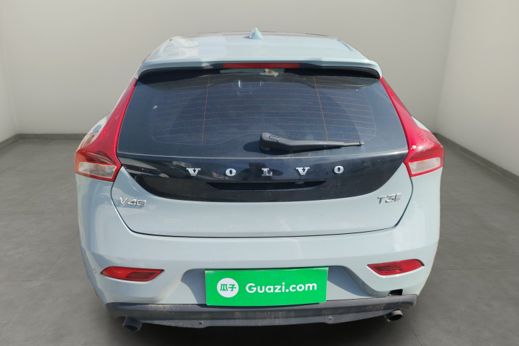沃尔沃V40 2018款 T3 智雅版车身外观6