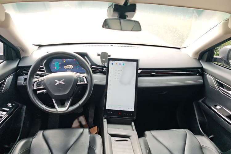 小鹏G3 2021款 G3i 520N+中控内饰7002