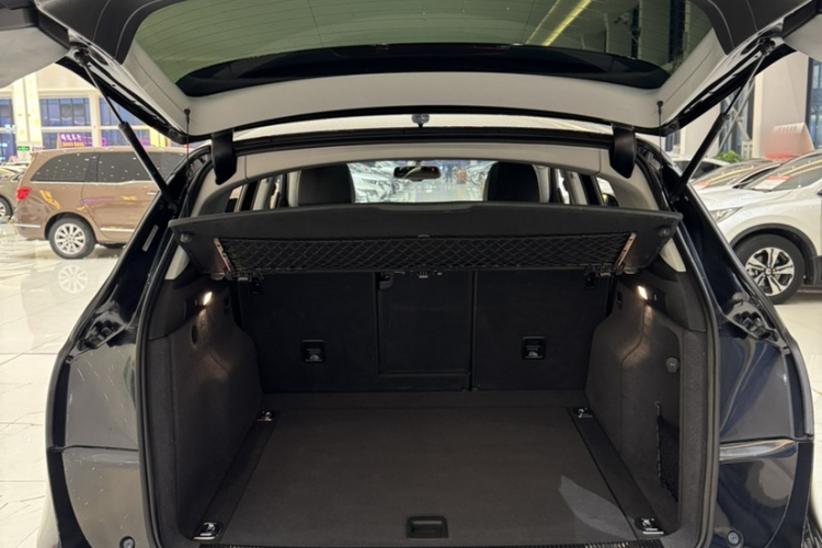 奥迪Q5 2016款 40 TFSI 舒适型车身外观6003