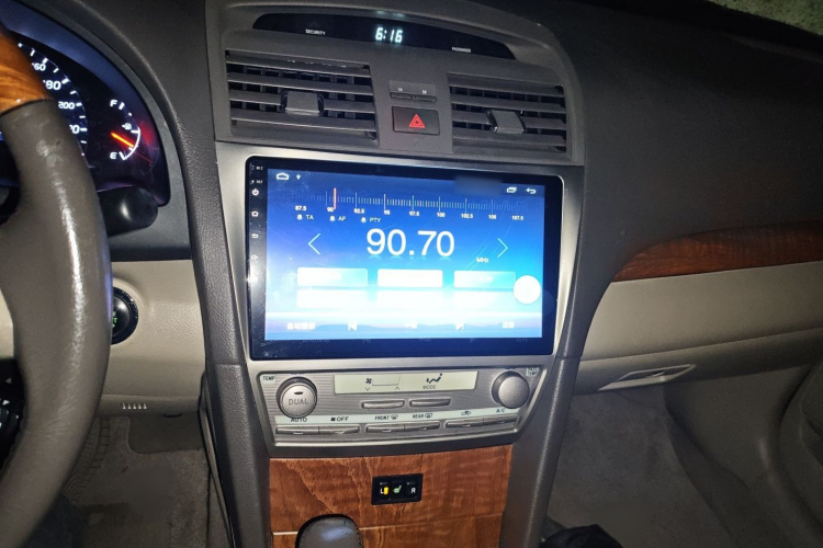 丰田 凯美瑞 2010款 240G 豪华版局部细节16