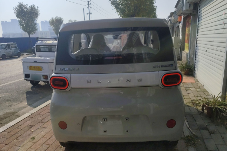 五菱汽车 宏光MINIEV 2024款 第三代 215km 青春版车身外观6