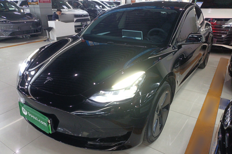 特斯拉 Model 3 2022款 后轮驱动版车身外观1