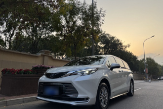 丰田 赛那SIENNA 2021款 2.5L混动 尊贵版