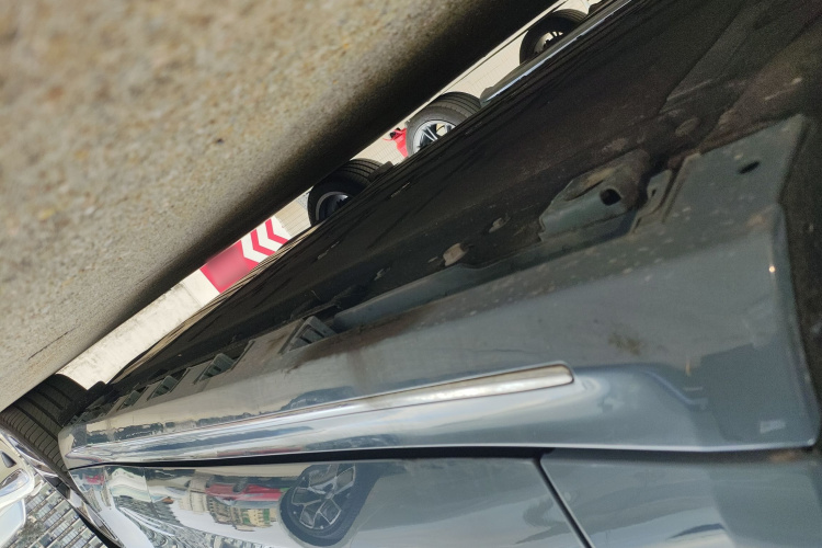 鸿蒙智行 智界S7 2025款 855km Max局部细节9002