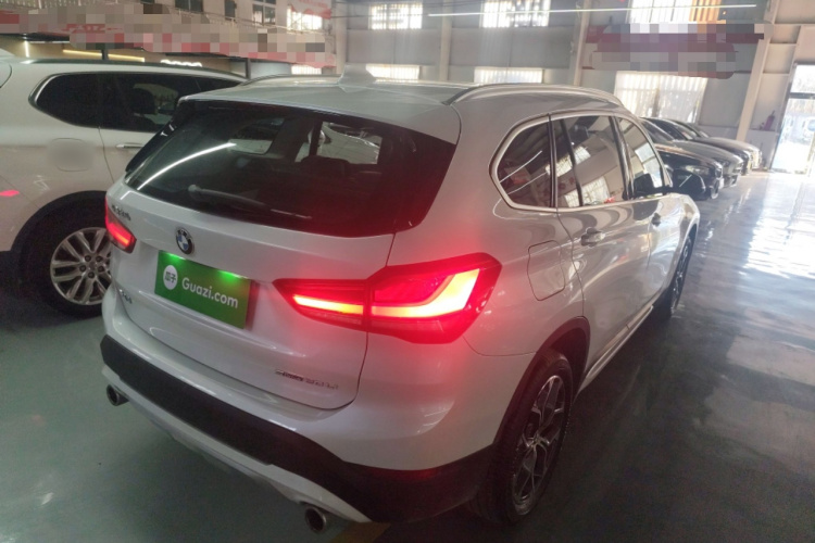 宝马X1 2022款 sDrive20Li 尊享型车身外观7