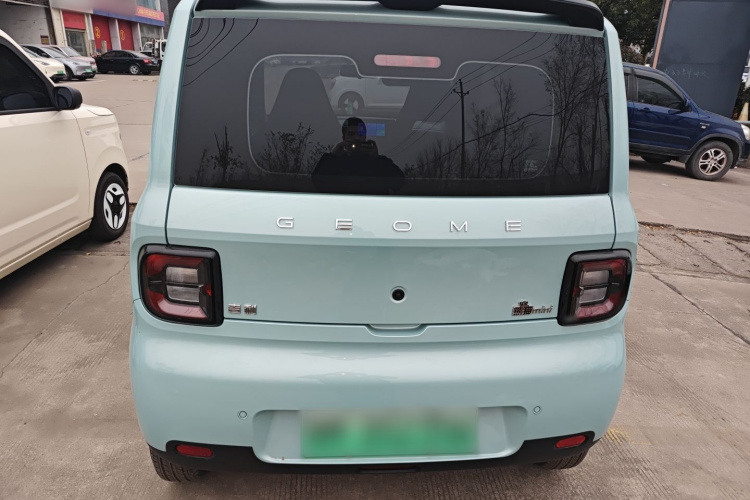 吉利银河 熊猫 2025款 210km 元气熊车身外观6