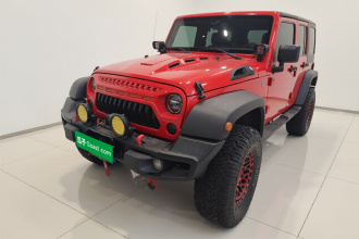 Jeep 牧马人 2017款 3.0L Sahara 四门舒享版