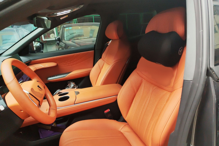 深蓝汽车 深蓝S07 2024款 215Max 乾崑智驾ADS SE增程版局部细节19