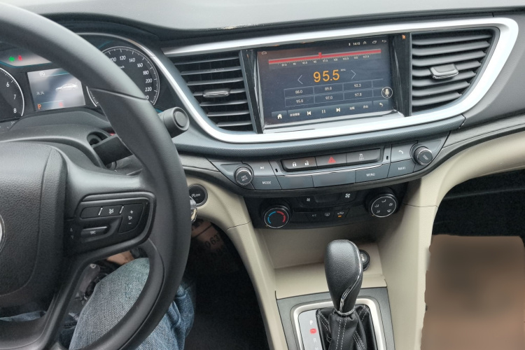 别克 英朗 2016款 15N 自动精英型中控内饰7002