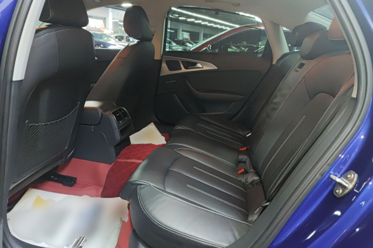 奥迪A6L 2018款 30周年年型 TFSI 进取型中控内饰7004