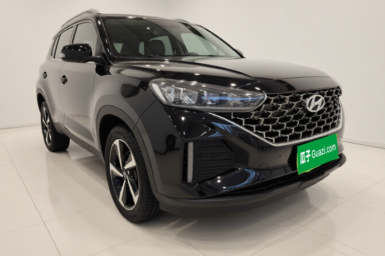 北京现代ix35 2021款 240TGDi DCT两驱GLS领先版车身外观3