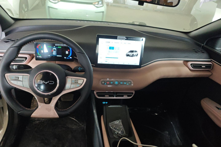比亚迪 海鸥 2025款 智驾版 405km 自在版中控内饰7002