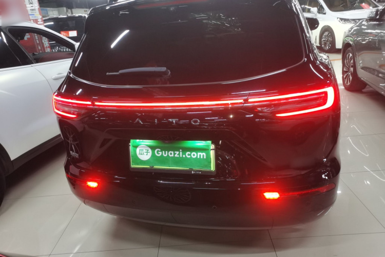 鸿蒙智行 问界M7 2024款 1.5T 智驾后驱Max版 6座车身外观6004