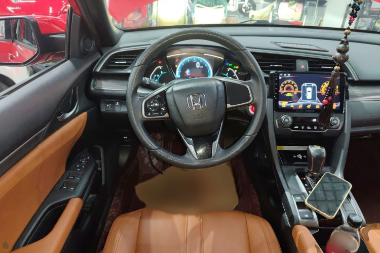 本田 思域 2021款 HATCHBACK 220TURBO CVT新锐控局部细节13