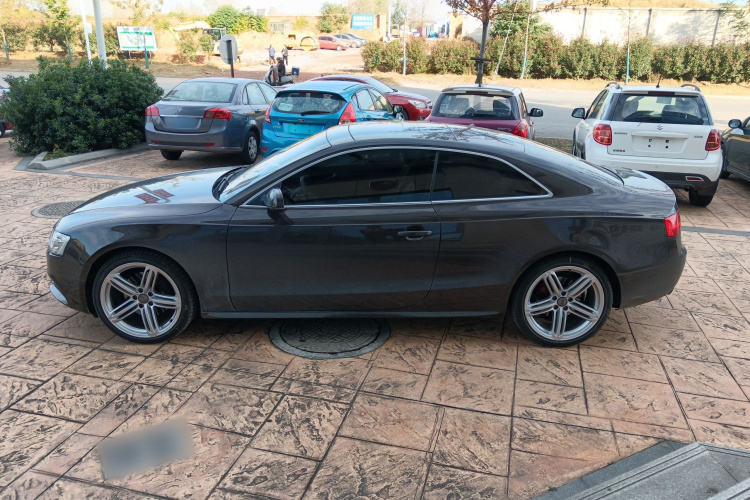 奥迪A5 2014款 Coupe 45 TFSI风尚版车身外观4