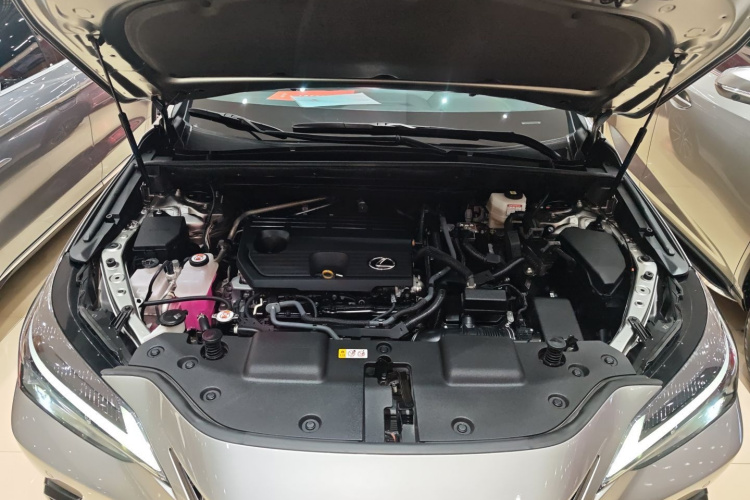 雷克萨斯NX 2023款 350h 前驱 创悦版机舱底盘24