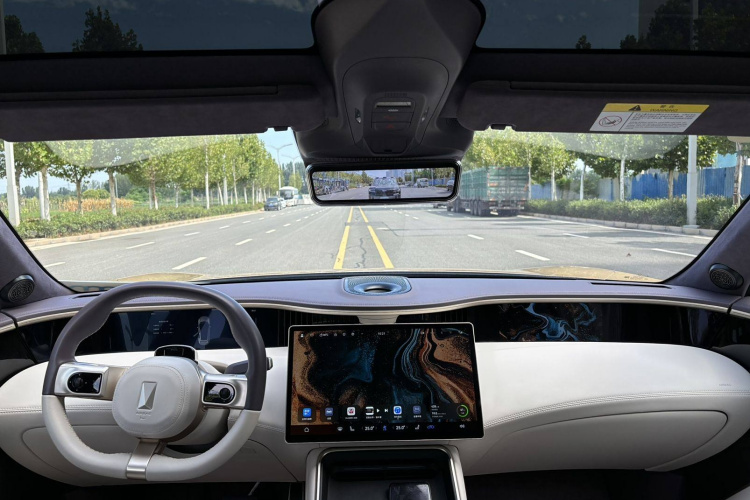 阿维塔11 2024款 700 三激光四驱推荐版中控内饰7007