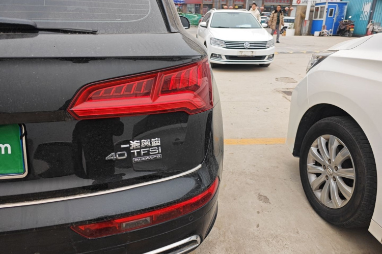 奥迪Q5L 2018款 40 TFSI 荣享时尚型 国V车身外观9