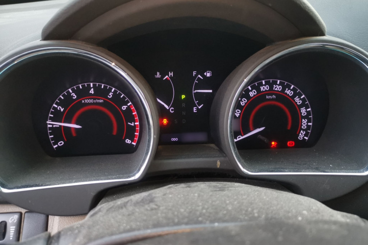 丰田 汉兰达 2012款 2.7L 两驱5座精英版局部细节14