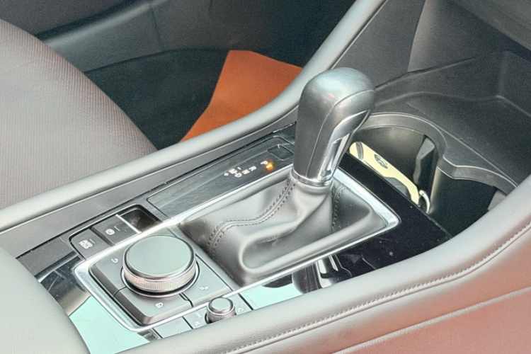 马自达3 昂克赛拉 2020款 2.0L 自动质雅版局部细节18