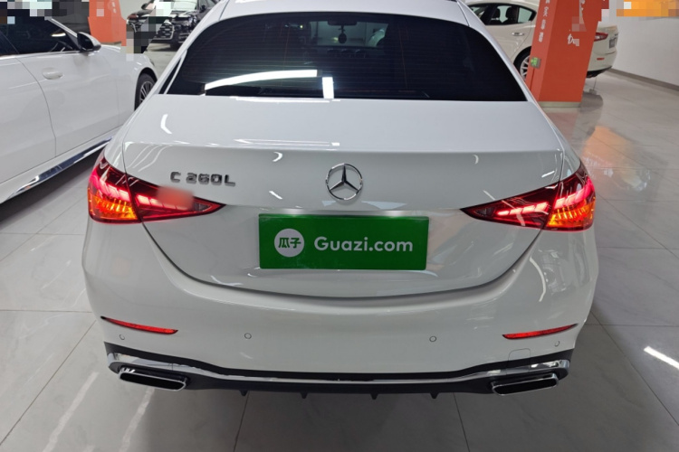 奔驰C级 2025款 C 260 L 运动版车身外观6
