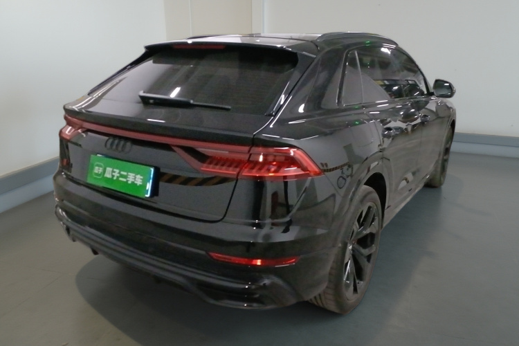 奥迪Q8 2021款 55 TFSI 尊享动感型车身外观7