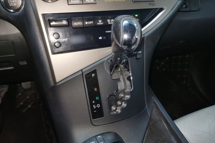 雷克萨斯RX经典 2012款 270 豪华版局部细节18