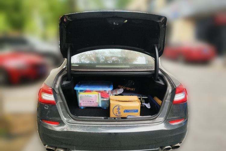 玛莎拉蒂 总裁 2013款 3.0T 标准型中控内饰23