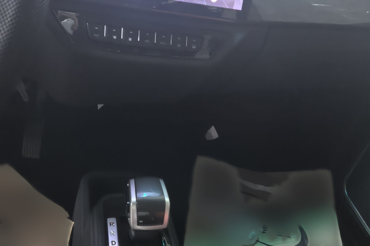 恒润汽车 恒润HRS1 2022款 经典型局部细节9002