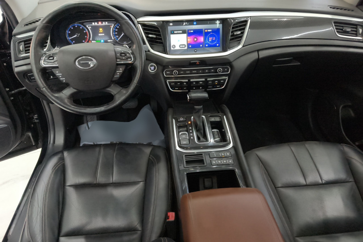 广汽传祺 传祺GS7 2017款 320T 两驱豪华智联型中控内饰7002