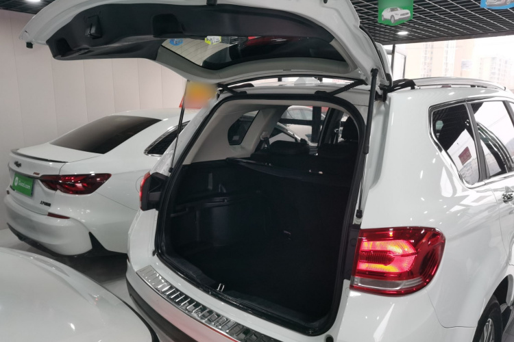 哈弗H6 2017款 蓝标 运动版 1.5T 自动两驱豪华型机舱底盘23