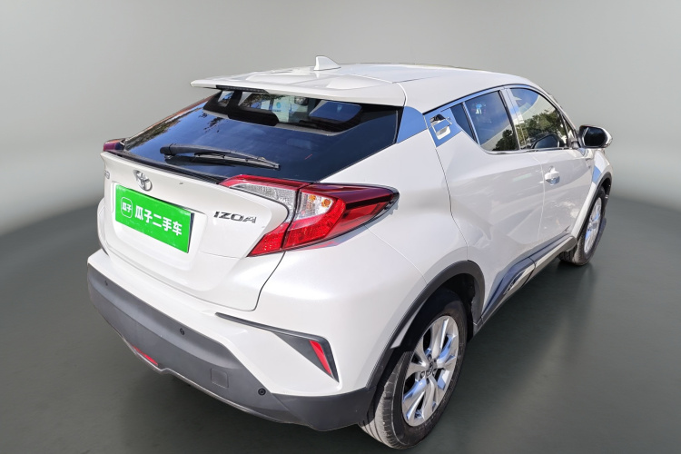 丰田 奕泽IZOA 2021款 2.0L 奕行版车身外观7