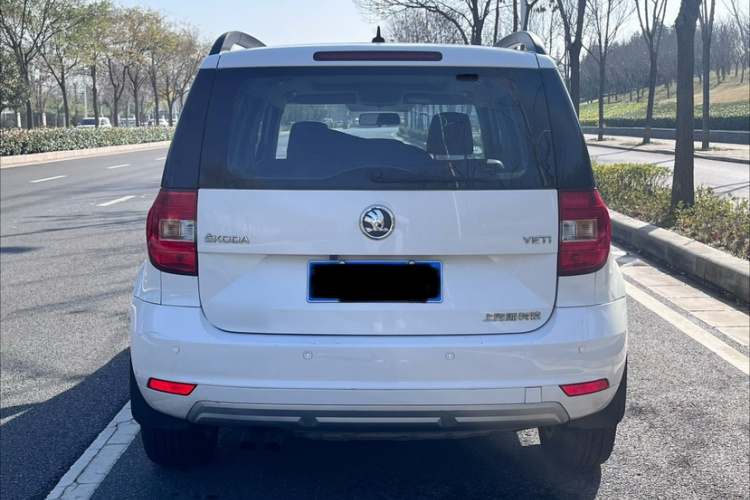 斯柯达 Yeti 2017款 TSI280 DSG前行版车身外观6008