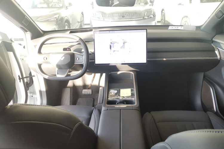 乐道L60 2024款 60kWh 后驱版中控内饰12