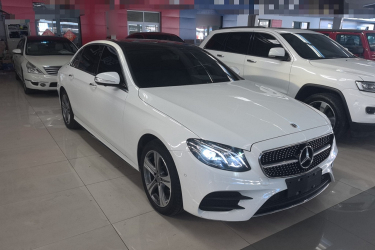 奔驰E级 2019款 E 260 L 运动型车身外观6002